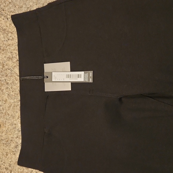 Dress pants - Picture 2 of 4